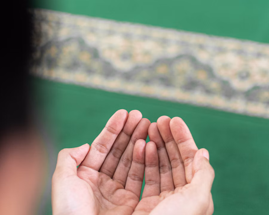 Islamic study materials for learning daily supplications